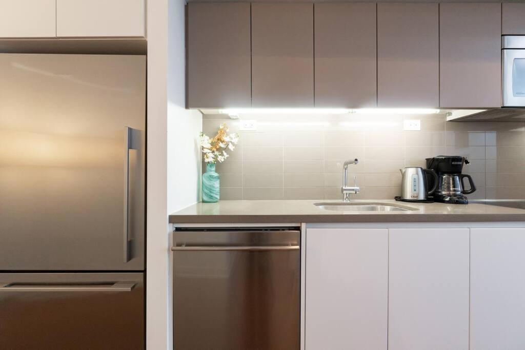 Luxe 2 Bed Suite Downtown Toronto Near Waterfront Buitenkant foto