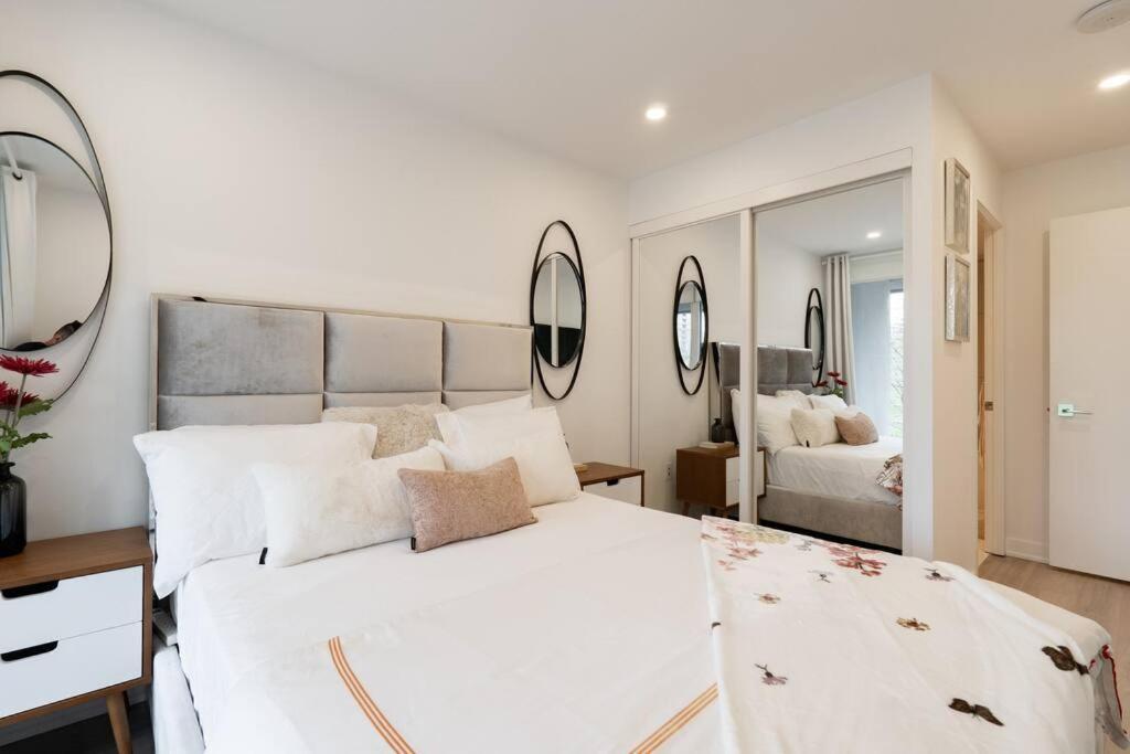 Luxe 2 Bed Suite Downtown Toronto Near Waterfront Buitenkant foto