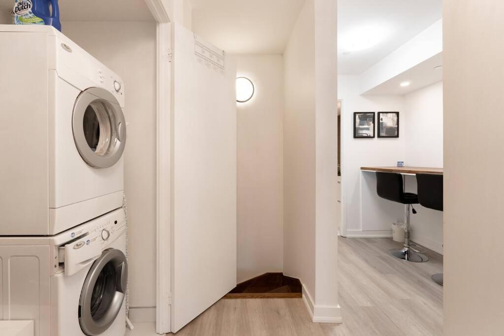 Luxe 2 Bed Suite Downtown Toronto Near Waterfront Buitenkant foto